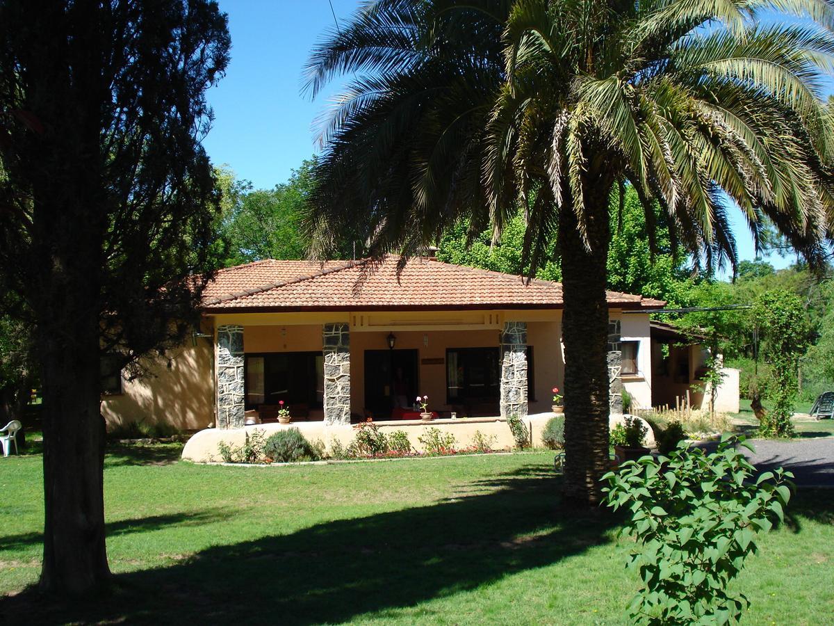 Hotel Las Acacias - Posada De Campo Villa General Belgrano Exterior foto